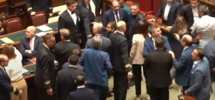 Il peggio della politica italiana nel 2025 in 12 mesi 2