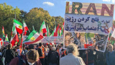 Iran, Amnesty accusa: "Uccisioni di massa senza precedenti" 2