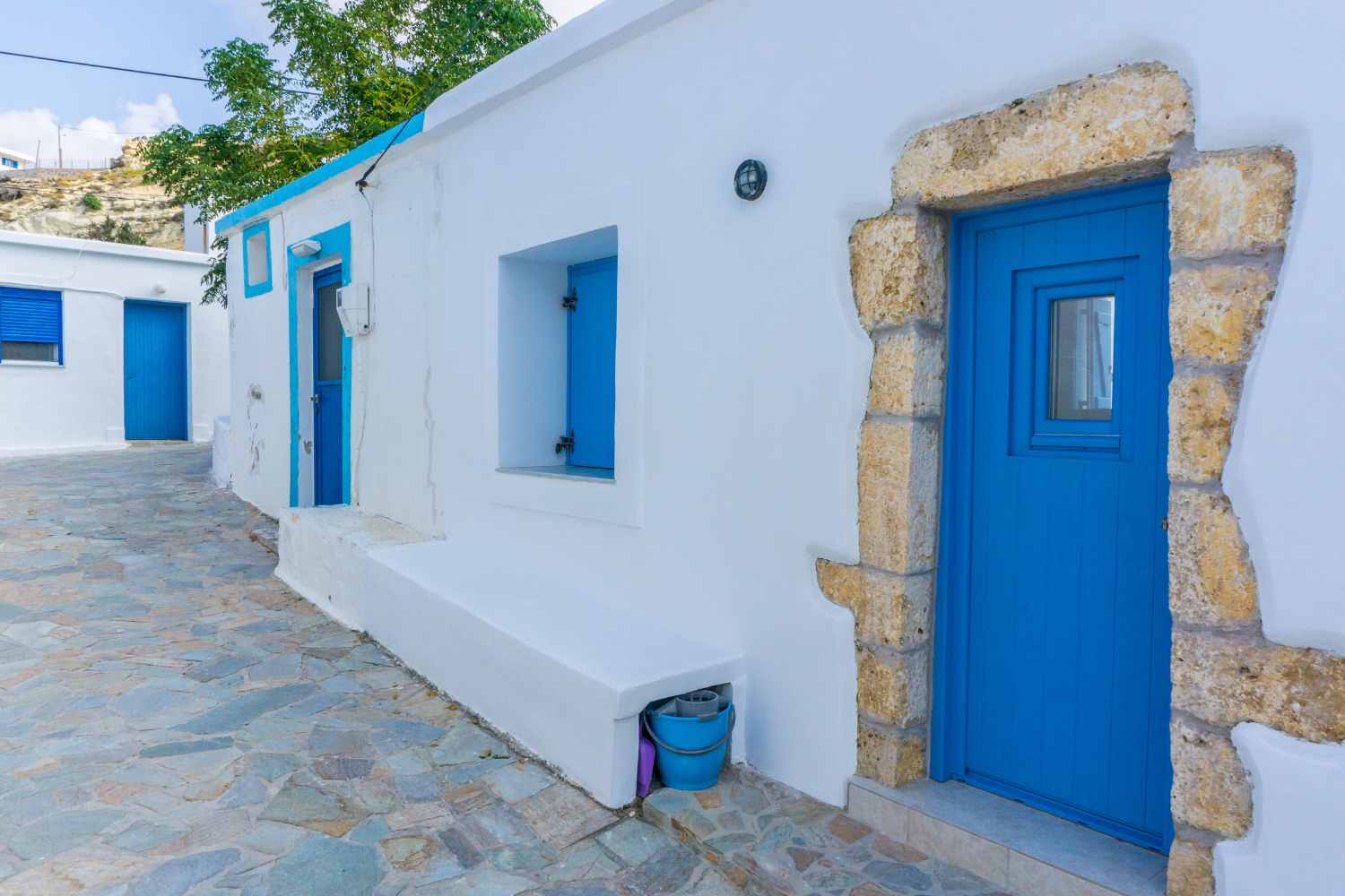 Antikythera, l'isola greca al di fuori dei circuiti turistici che propone 500 euro mensili a chi sceglie di trasferirsi. 3