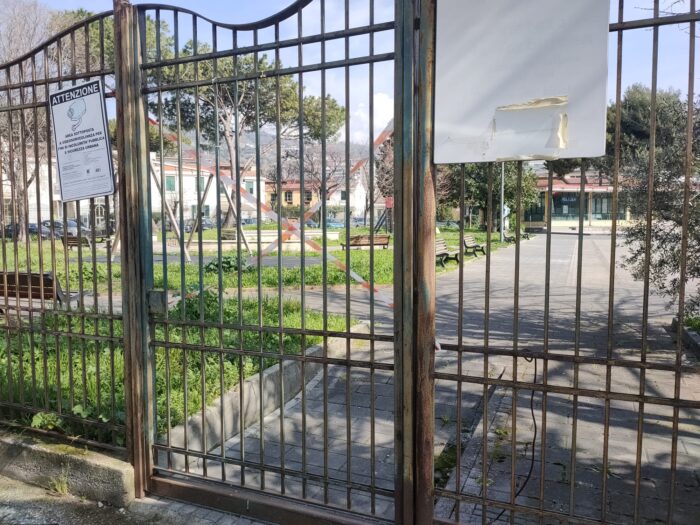 Cancello Chiuso, L’associazione Zevi Replica: “Guardiamo Al Parco, Non Solo Al Lucchetto” 9