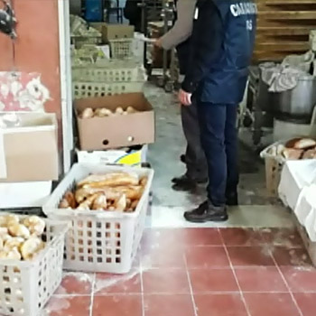 Controlli Dei Nas In Provincia Di Salerno, Chiuso Un Panificio E Sequestrato Prodotti Dolciari 3