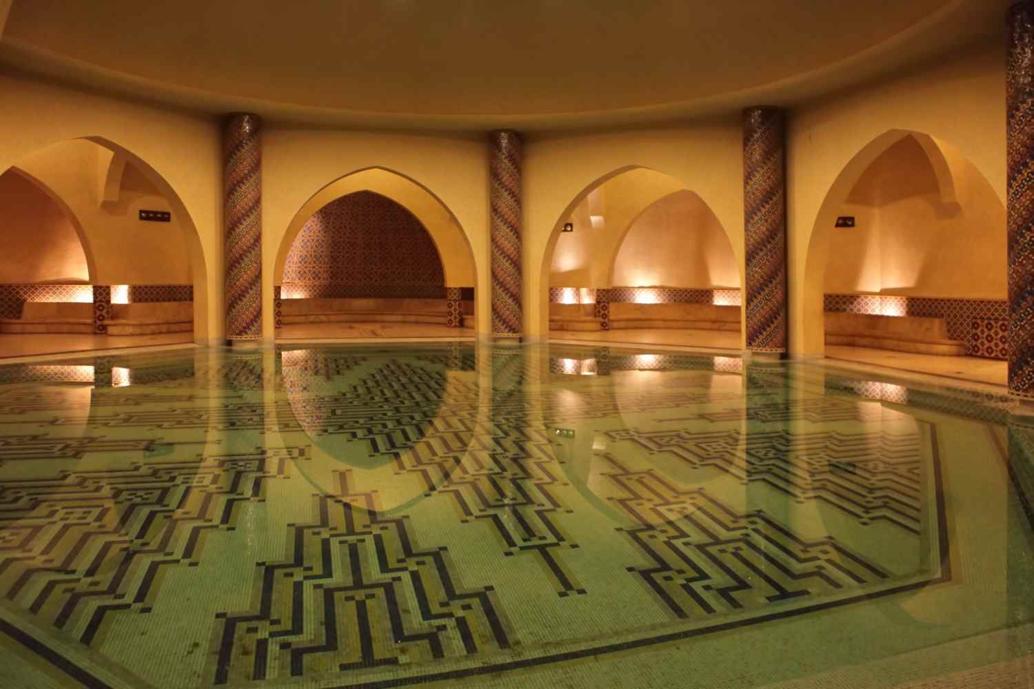 Esplorazione in Marocco: dalle sabbie del Sahara ai mercati di Marrakech, senza dimenticare l'hammam, ecco le tappe imperdibili. 17
