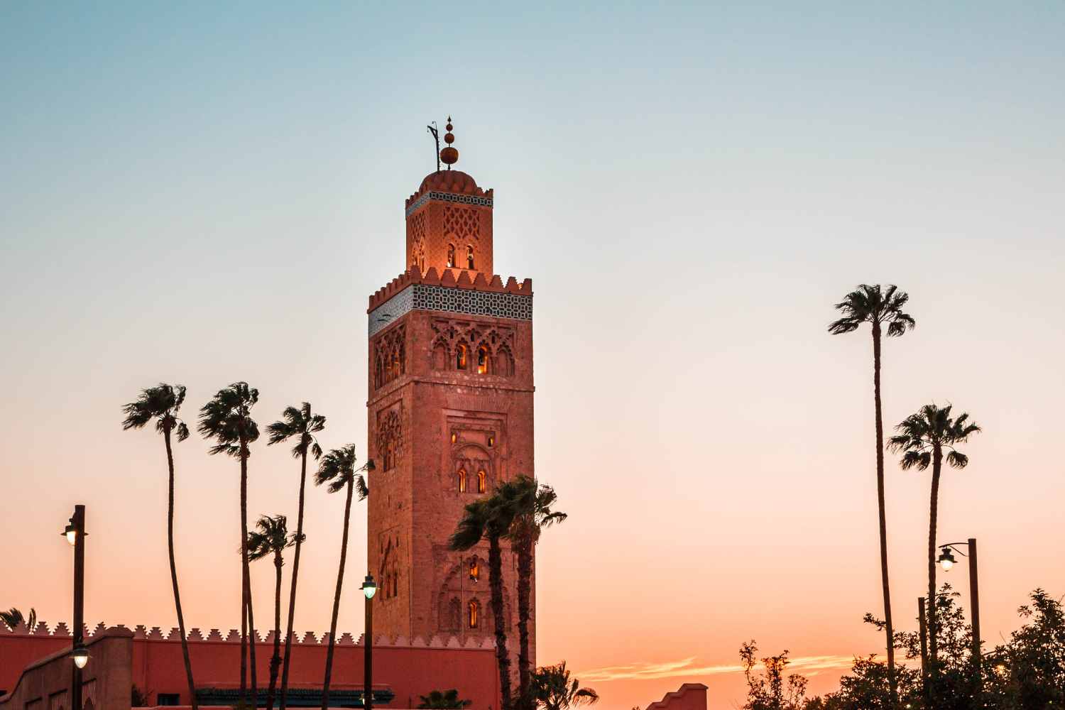 Esplorazione in Marocco: dalle sabbie del Sahara ai mercati di Marrakech, senza dimenticare l'hammam, ecco le tappe imperdibili. 15