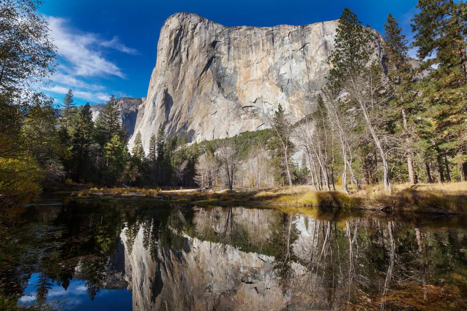 Fenomeno della cascata di fuoco allo Yosemite: l'illusione ottica che fa apparire l'acqua come lava. 5