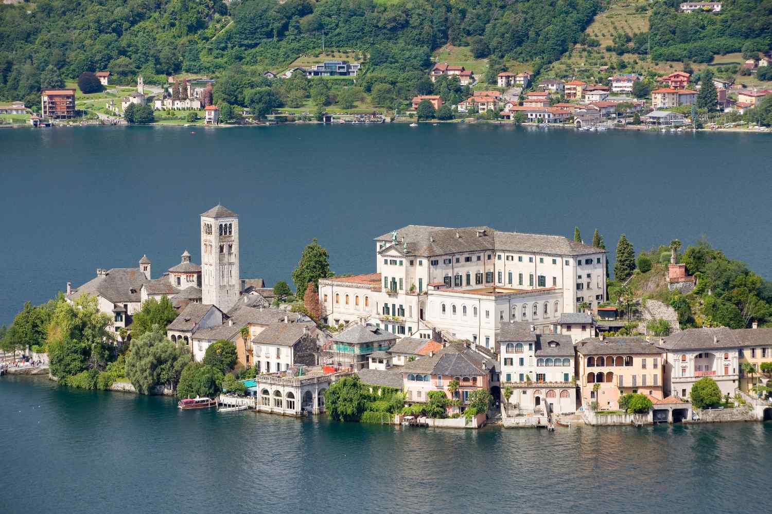 Il lago rappresenta sempre una scelta interessante, anche durante le festività pasquali! 10 paesi lacustri da esplorare in primavera. 21
