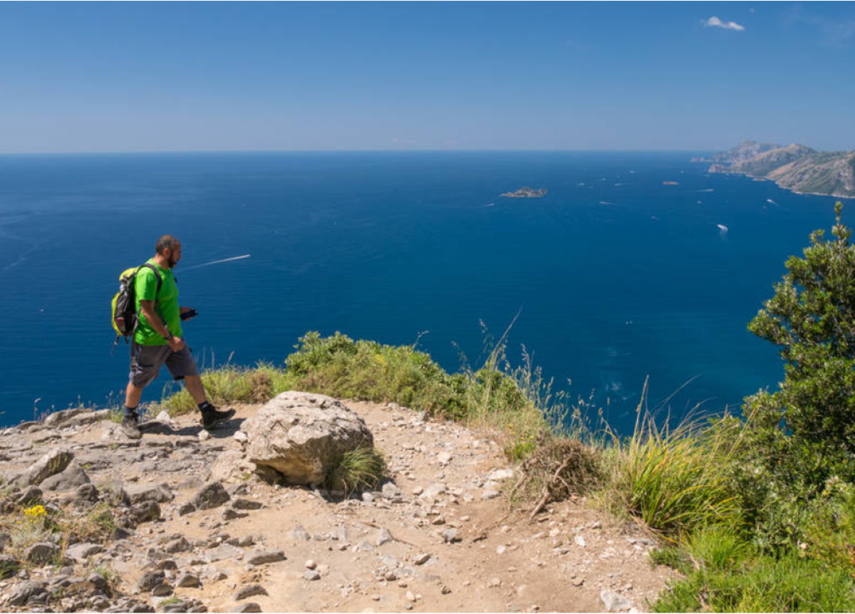 Percorsi e passeggiate in Campania: suggerimenti per una giornata all'aperto da Napoli alla Costiera Amalfitana. 13