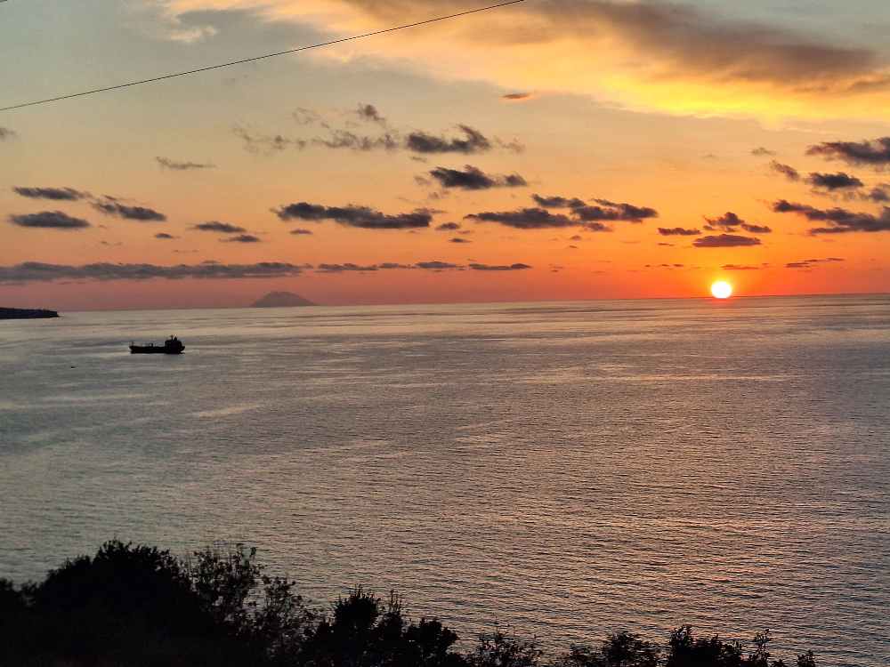 Pizzo Calabro: le imperdibili attrazioni del suggestivo borgo affacciato sul mare, oltre alla degustazione del famoso tartufo gelato. 19