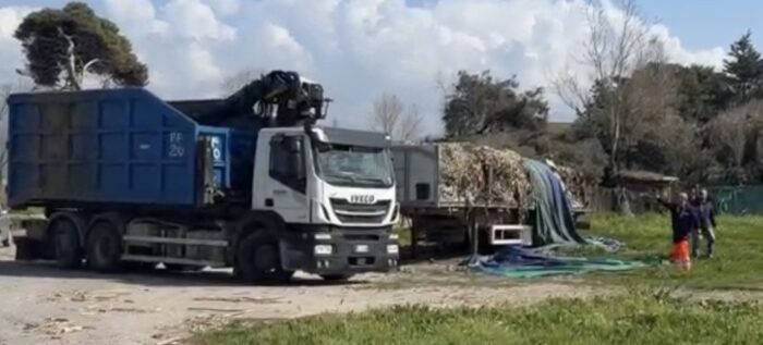 Pontecagnano Faiano, Iniziata Rimozione Tir Della Bomba Ecologica 3