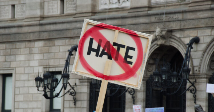 Record di episodi antisemiti in Italia, anche online 2