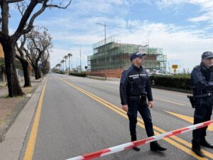Salerno, Ritrovato Ordigno Bellico Sulla Spiaggia Di Torrione 7
