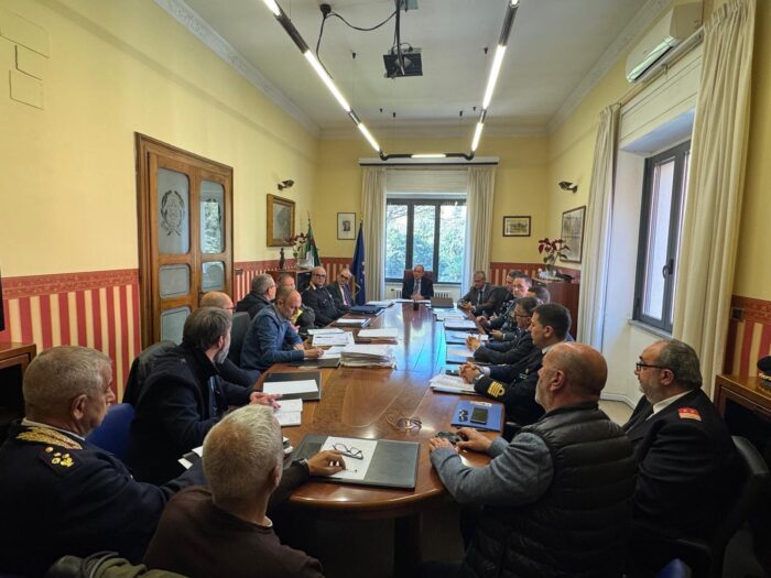 Sicurezza, In Prefettura Comitato Tra Guerra E Pace 3