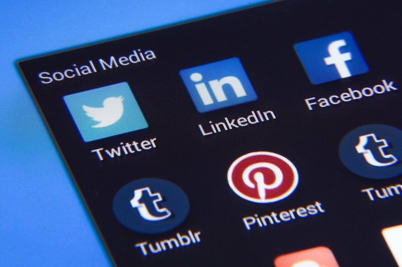 War feed dei social: i conflitti diventano meme virali 2
