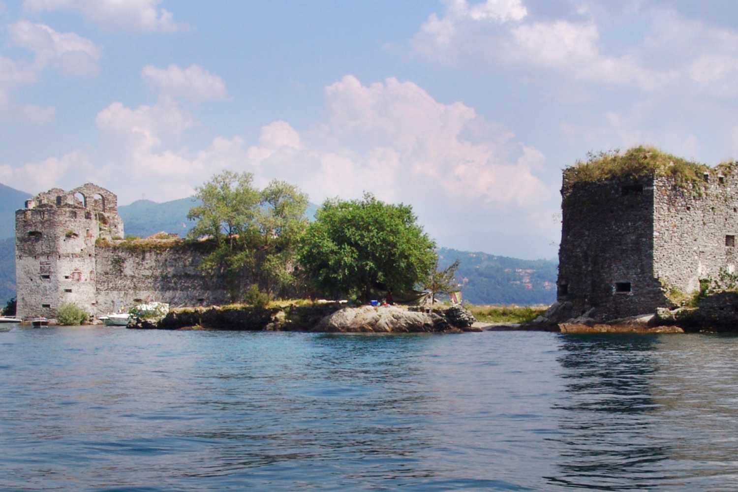 Abbandona grigliate e picnic: ecco le 6 escursioni di Pasquetta più spettacolari che ti sorprenderanno. 13