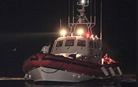 Cadono In Mare Con Il Paracadute, Recuperati Due Turisti Francesi 3