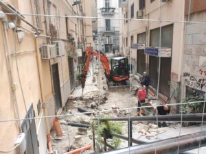 Cantieri Infiniti Nelle Traverse Del Corso, Appello Al Commissario Dei Negozianti Al Collasso 15