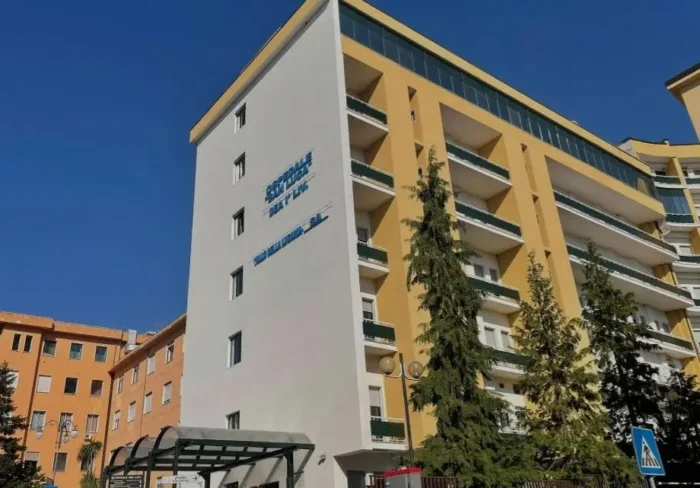 Donna Muore Dopo Intervento Neurochirurgico All’Ospedale San Luca, Disposta L’Autopsia 3