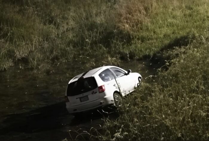 Esce Di Strada Con L’Auto E Finisce Nel Fiume Tanagro, 23Enne Salvato Da Un Agente Della Polizia Municipale 3