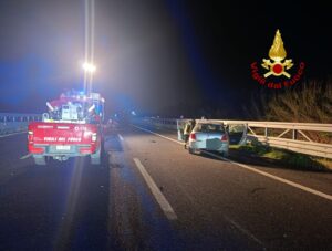 Incidente Stradale Sulla A2 Del Mediterraneo, Tre Feriti 9