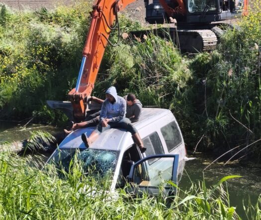 Pulmino In Un Canale In Localita’ Coda Di Volpe, Tre Feriti 5
