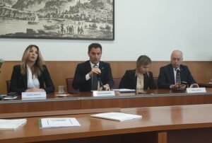 Rifiuti E Traffici Illeciti, A Salerno Il Dossier Della Commissione Parlamentare D’Inchiesta 11