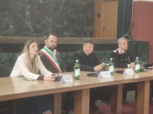 “Spegnete I Cellulari”, L’Appello Di Don Luigi Merola Ai Ragazzi – 7