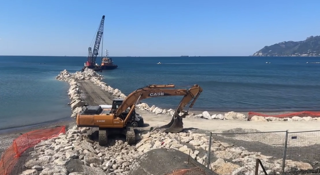 Universo Beach: Ok Da Prima Analisi Sulla Sabbia, Spiaggia Verso Apertura 5