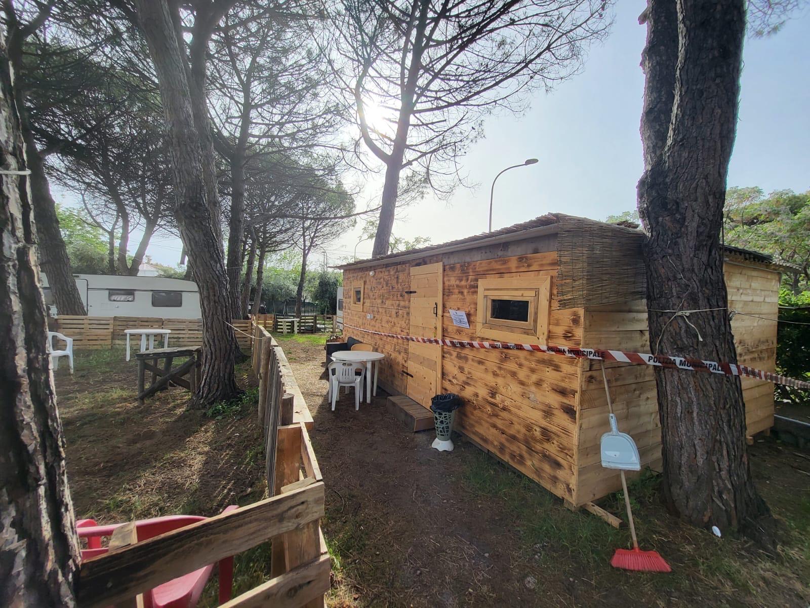 Abusivismo Edilizio: Sequestrate 7 Casette Di Legno, Denunciate 4 Persone 3