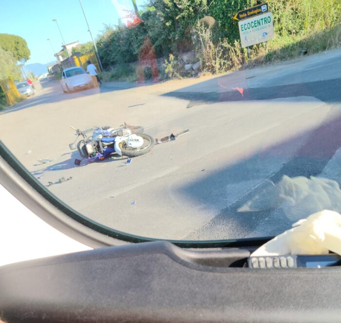 Auto Contro Moto, Gravemente Feriti Due Giovani 3