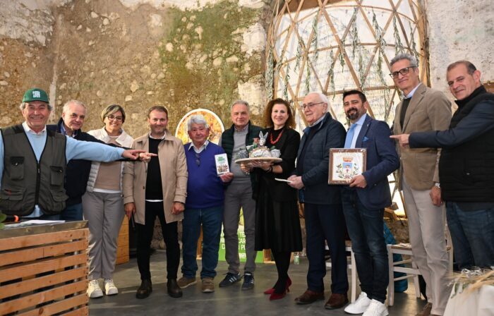 Bianco Tanagro 2026 Da Record, Il Carciofo Bianco Guida La Rinascita Delle Aree Interne 3