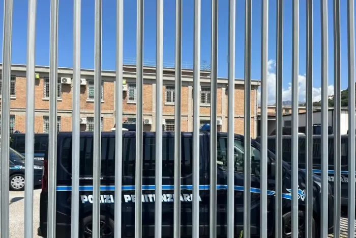 Carcere Di Salerno, Sangue E Violenza: La Nota Del Sappe 3