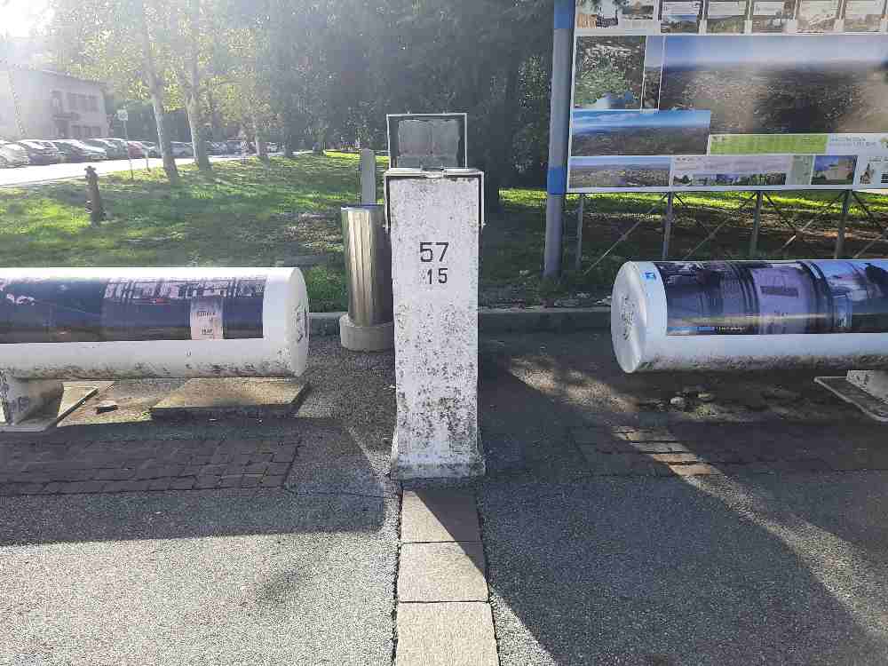Ho pedalato oltre il confine ormai inesistente tra Gorizia e Nuova Gorica, vivendo un momento storico da ricordare. 15