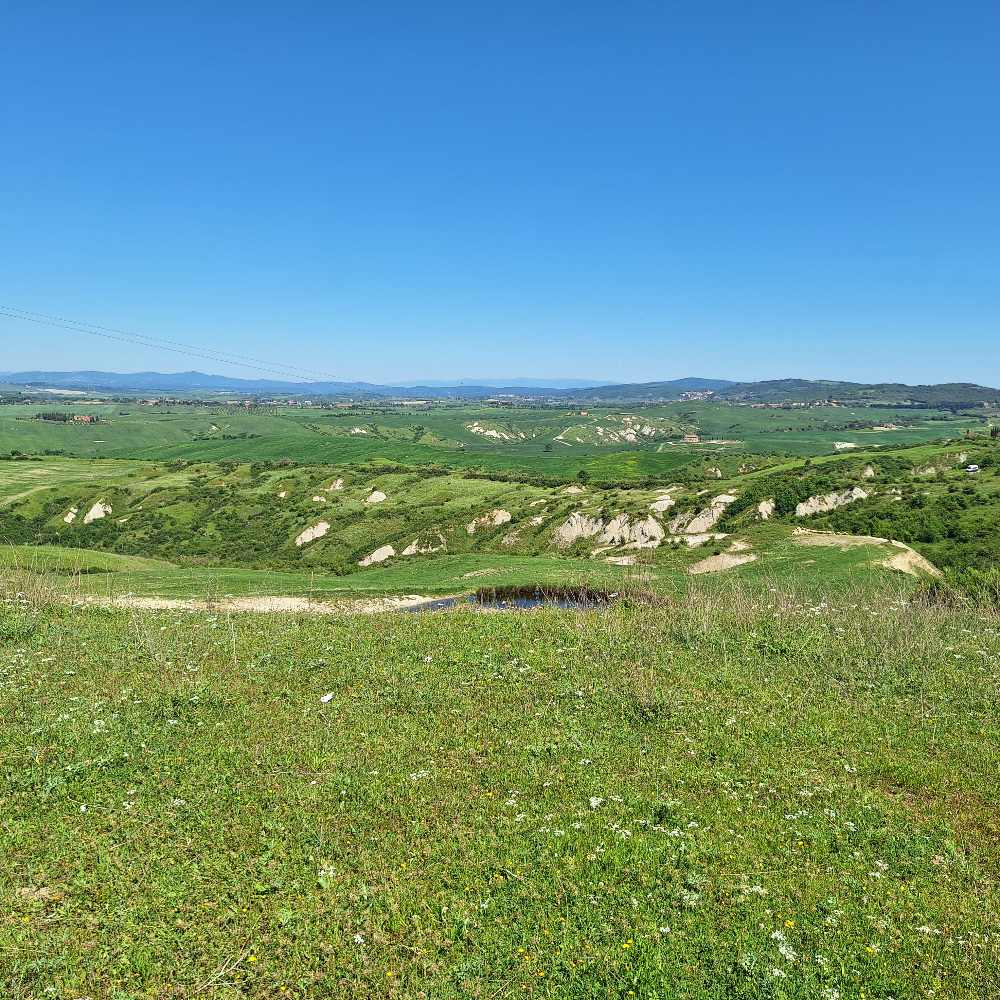 Oltre alla Val d’Orcia: un viaggio tra le splendide Crete Senesi e lungo la Via Francigena. 23