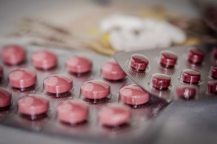 Per i farmaci contenenti PFAS esistono delle alternative 2