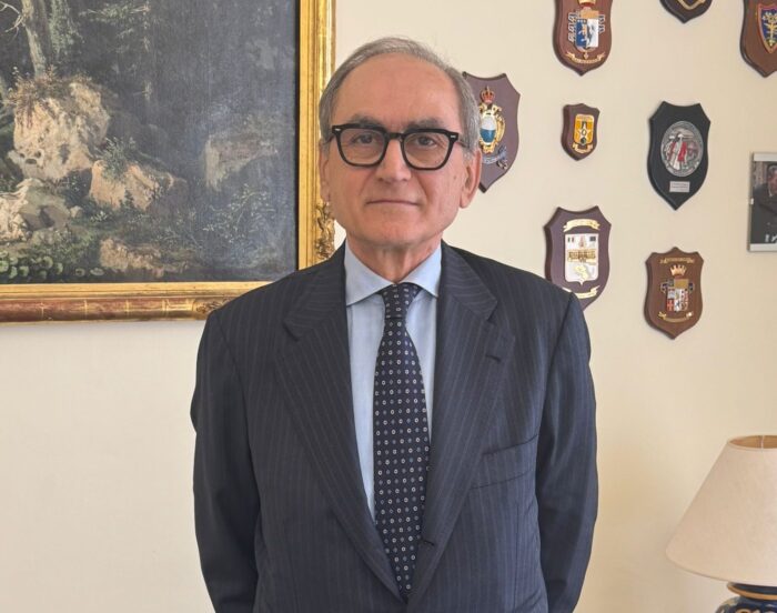 Salerno, Il Saluto Del Commissario Panico 3