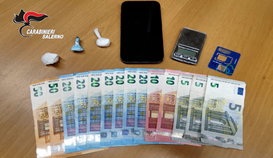 Sorpreso A Spacciare Sostanze Stupefacenti, Pusher Finisce In Manette 3