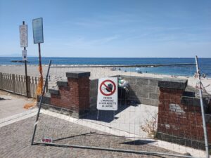 Stop Alla Spiaggia Libera Di Torrione? I Cittadini Non Ci Stanno E Chiedono Intervento Di De Luca 9
