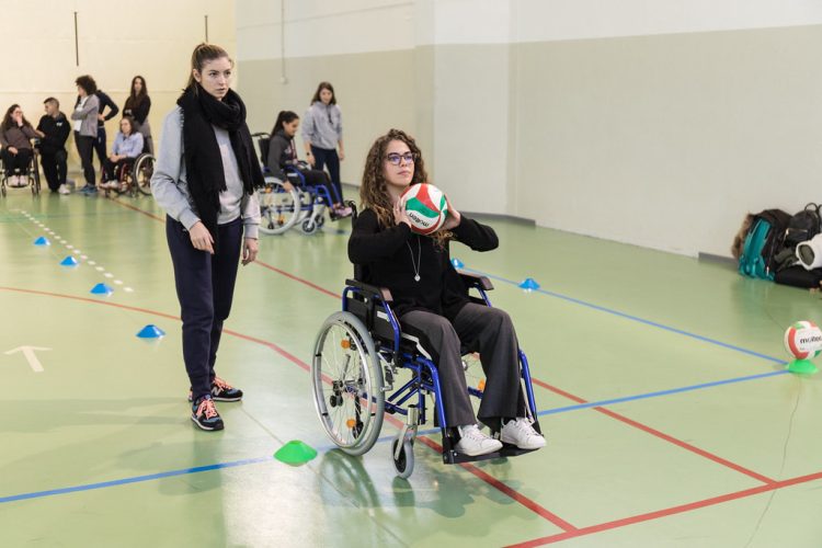Studenti con disabilità nelle scuole italiane pari a 377mila 2