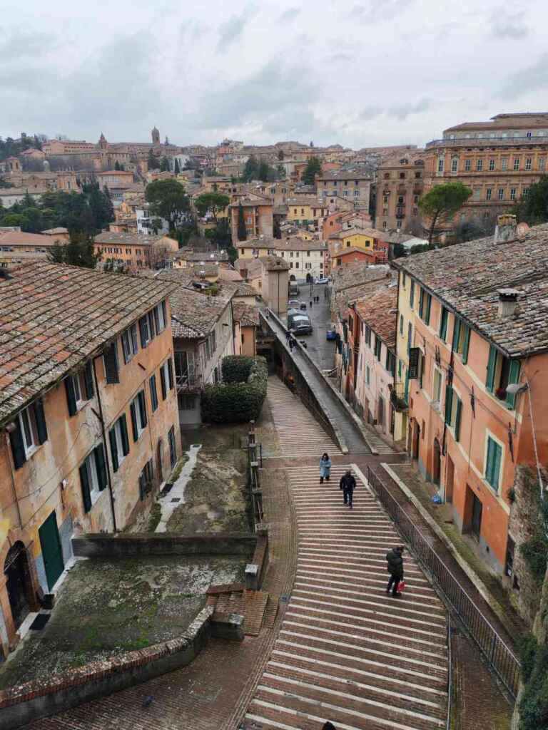 Alla scoperta della città più dolce d'Italia: 5 imperdibili attrazioni a Perugia (la quarta è un'esperienza indimenticabile) 25