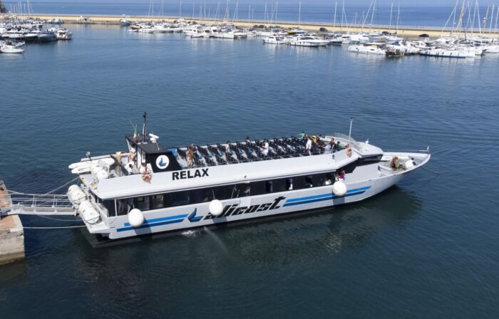 Costiera Amalfitana, Salerno E Cilento Unite Dal Metro’ Del Mare: Da Domani Riattivati I Collegamenti 4 Costiera Amalfitana, Salerno E Cilento Unite Dal Metro’ Del Mare: Da Domani Riattivati I Collegamenti 3