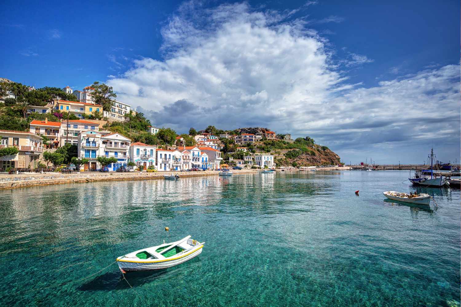 Ikaria: le ragioni per cui in questa isola greca si vive dieci anni in più rispetto alla media globale. 3