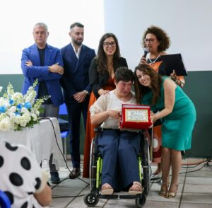 La Voce Di Caressa Rivive Con L’Ai Al Memorial, Consegnati I Premi 8 La Voce Di Caressa Rivive Con L’Ai Al Memorial, Consegnati I Premi 7