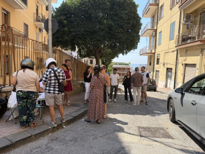 Odori Acri Nelle Zone Alte, Ecco Le Firme – 4 Odori Acri Nelle Zone Alte, Ecco Le Firme – 3