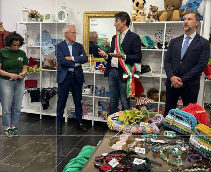 Potenza: Nasce Il Charity Point Della Fondazione Ant Con La Banca Monte Pruno Partner Del Progetto Sociale 7
