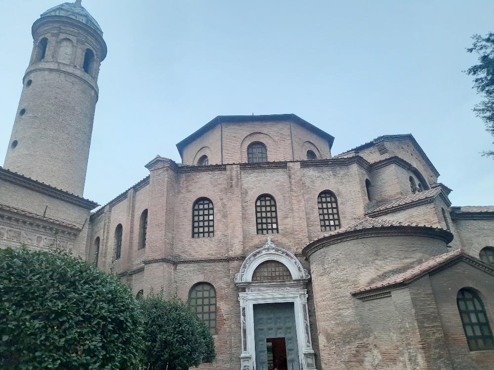 Scopriamo insieme le bellezze di Ravenna: attrazioni da non perdere nella città dei mosaici che affascina ad ogni angolo. 19