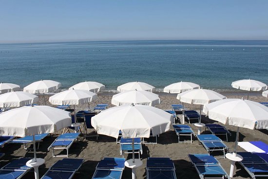 Spiagge Di Salerno, Due Incontri Per Definire Il Futuro 4 Spiagge Di Salerno, Due Incontri Per Definire Il Futuro 3