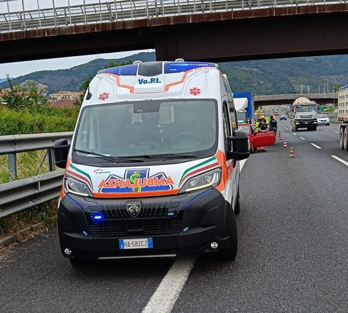 Tamponamento A Catena Lungo L’A2 Del Mediterraneo, Tre Feriti 3