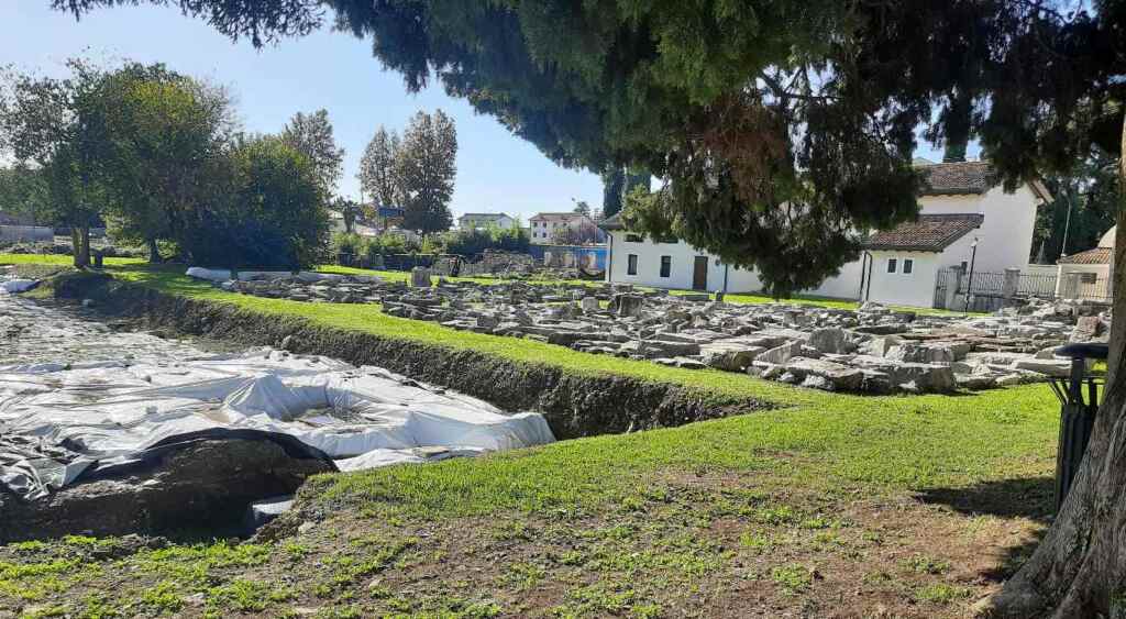 Ti accompagno ad Aquileia, la "Seconda Roma" del Friuli, tra mosaici e vestigia dell'Impero. 26 Ti accompagno ad Aquileia, la "Seconda Roma" del Friuli, tra mosaici e vestigia dell'Impero. 25