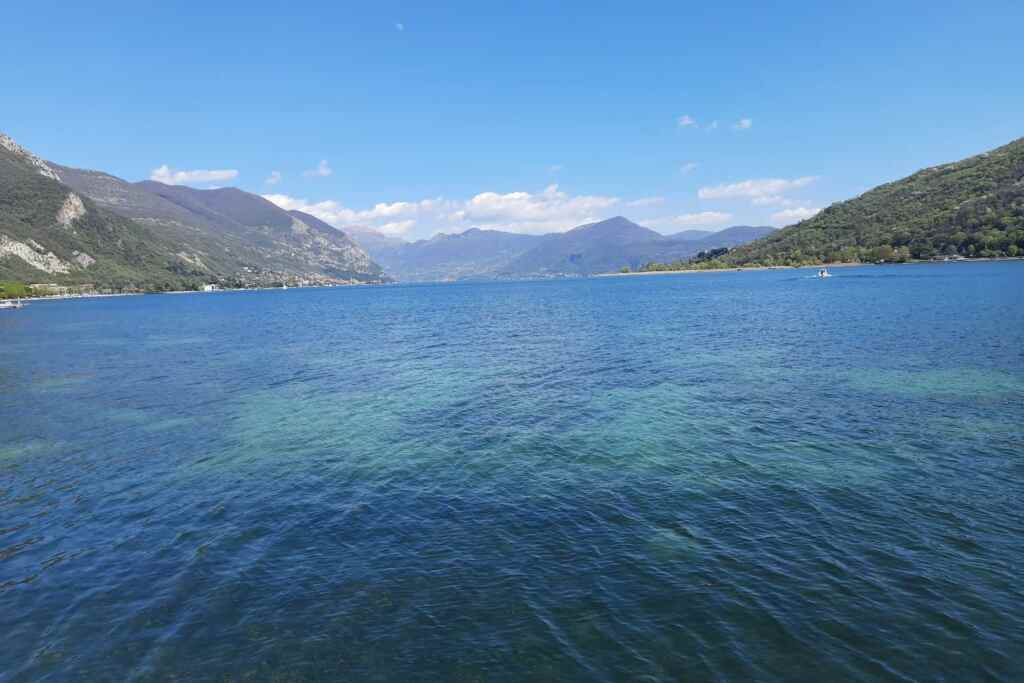 Ti accompagno in un fine settimana sul Lago d’Iseo, esplorando i borghi più affascinanti e una pista ciclabile panoramica a strapiombo sull'acqua. 23