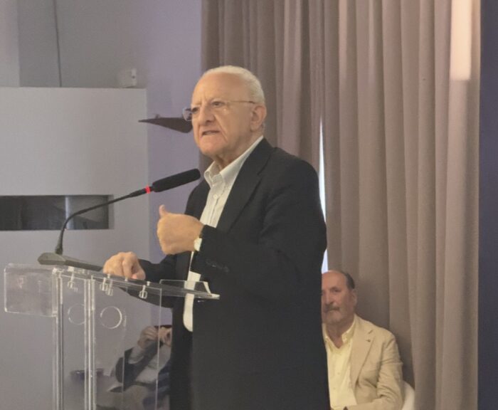 Zes Per Il Turismo, La Proposta Di De Luca Piace A Giosy Romano 4 Zes Per Il Turismo, La Proposta Di De Luca Piace A Giosy Romano 3