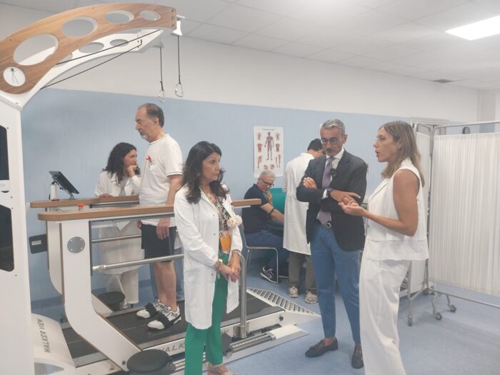A.o.u. Ruggi Di Salerno: Robot E Intelligenza Artificiale Per La Riabilitazione 3